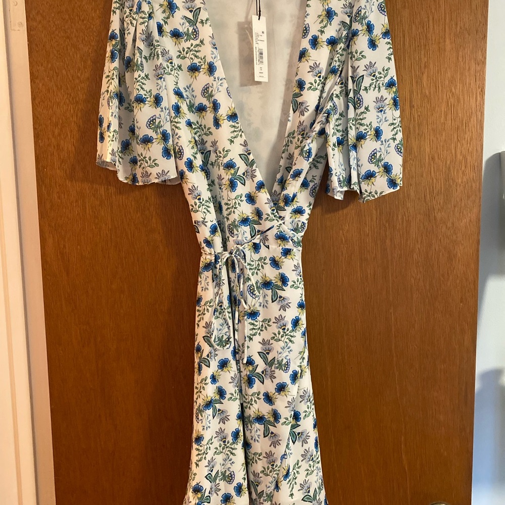 NEW Alice and Olivia wrap dress- Budding Romance Print
